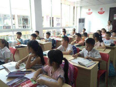 龍新一對(duì)一教育